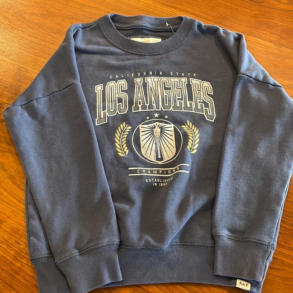 Abercrombie kids LA sweatshirt size 7-8
